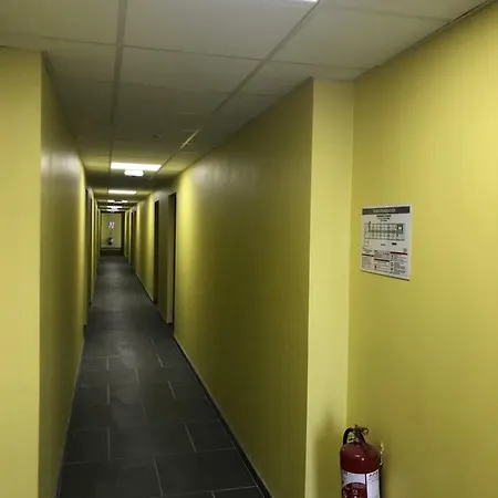 斯塔丁公寓 公寓 *